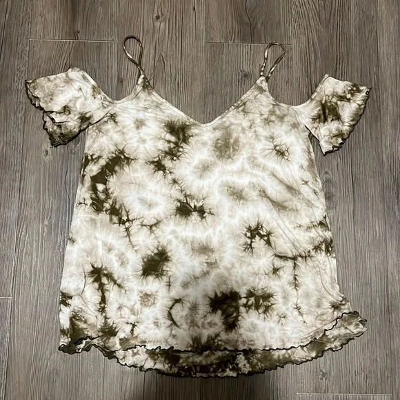 AEO Cold Shoulder Tie-dye Short Sleeve Top Like New - Picture 1 of 6